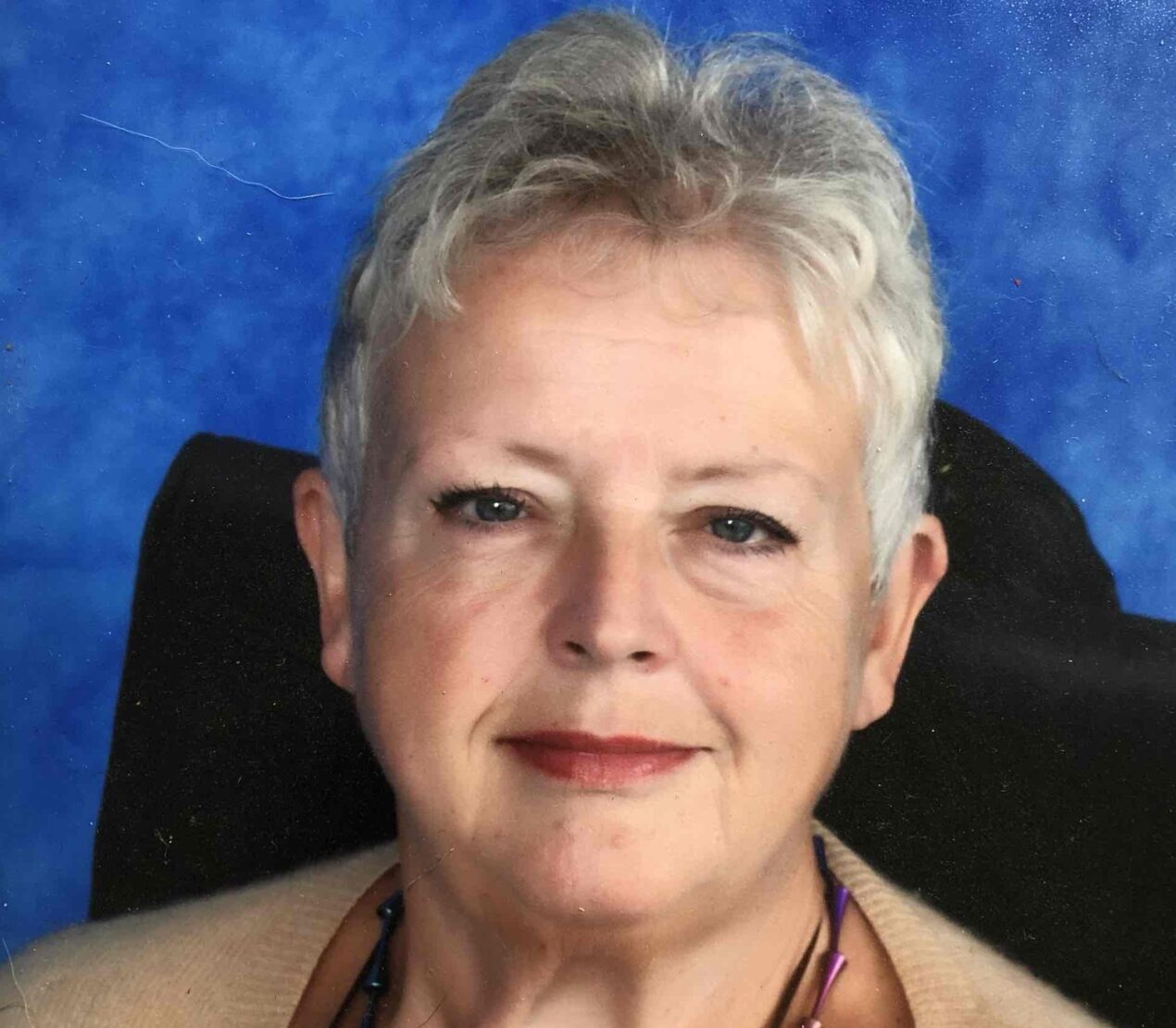Yolan Koster - Dreese